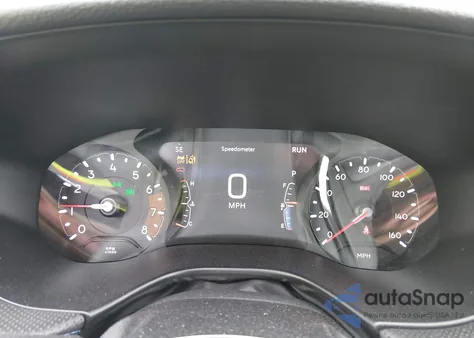 2025 Jeep Compass Latitude 4X4 z USA, uszkodzony, nr VIN 3C4NJDBN7ST607358